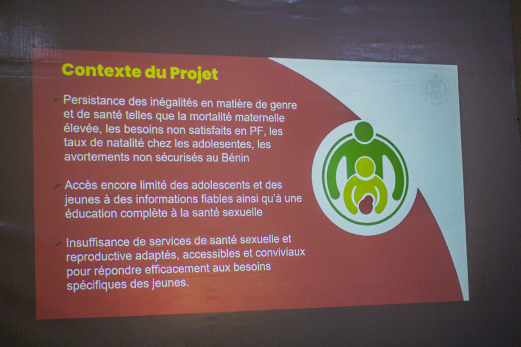 Web Radio MAJ : l’ABPF et l’UNFPA activent la voix de la jeunesse à Grand-Popo 4 IMG 7681