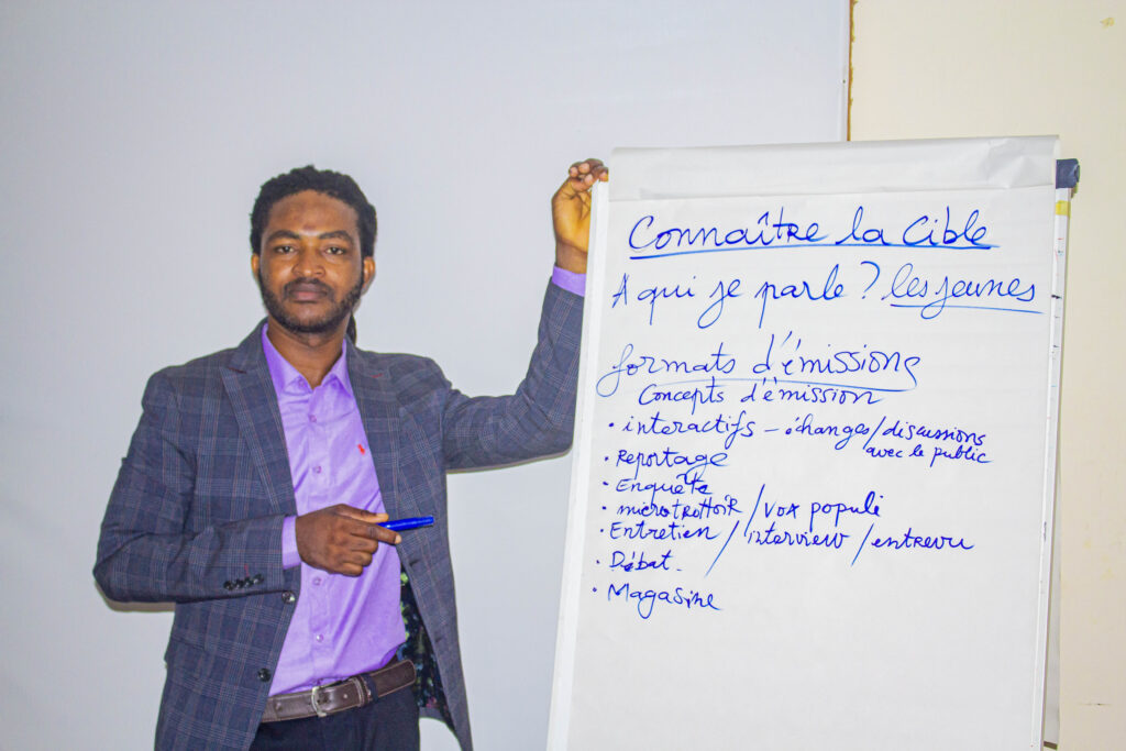 Web Radio MAJ : l’ABPF et l’UNFPA activent la voix de la jeunesse à Grand-Popo 5 IMG 7722